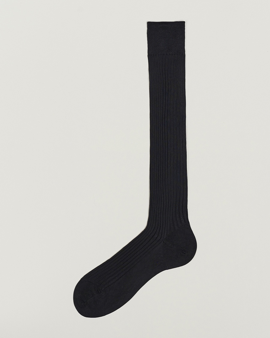 Pantherella Baffin Silk Long Sock Black – Noir