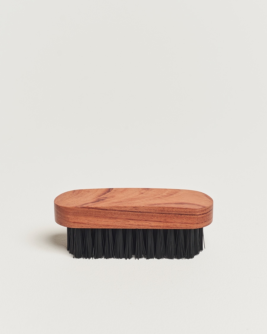 Saphir Medaille d'Or Suede Brush Brass Black – Noir