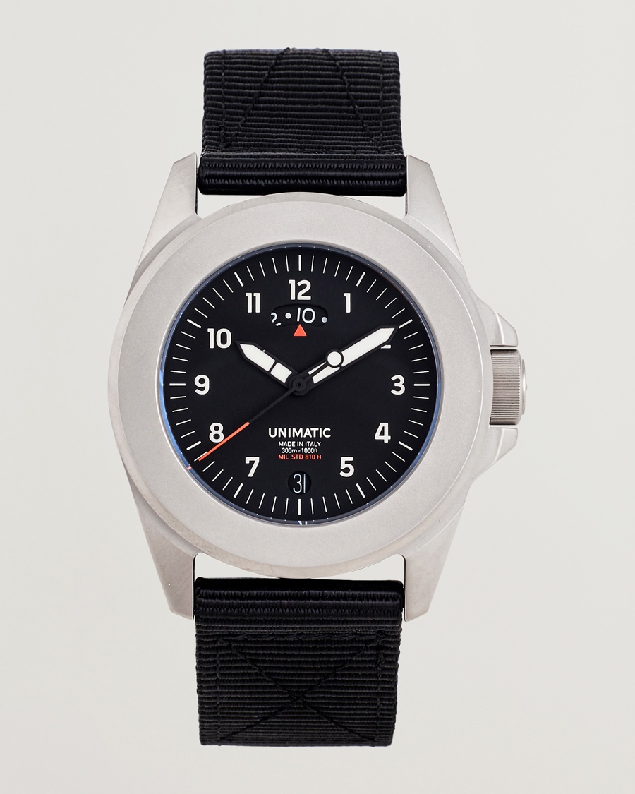 UNIMATIC UT4 GMT Toolwatch Black – Noir