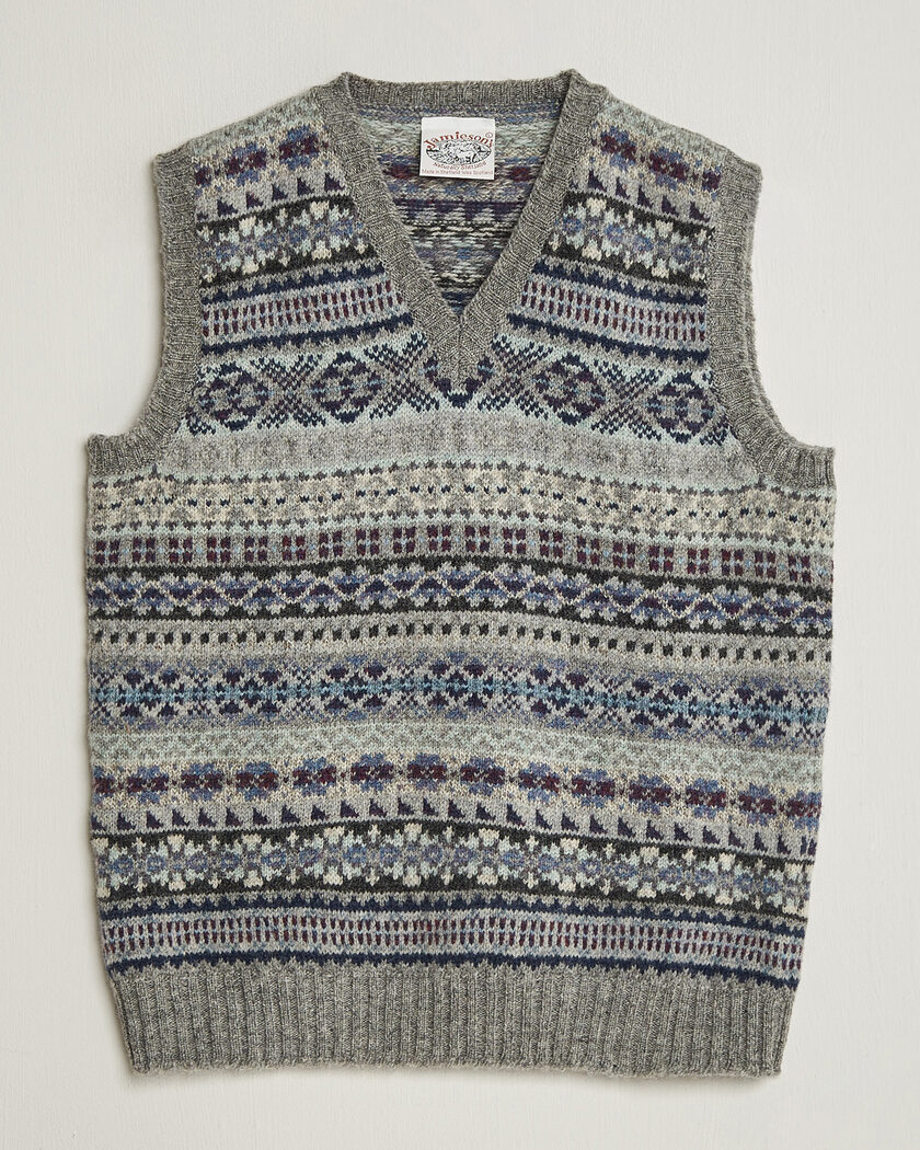 Jamieson's of Shetland Jamiesons Of Shetland All Over Fair Isle Slipover Light Grey – Gris