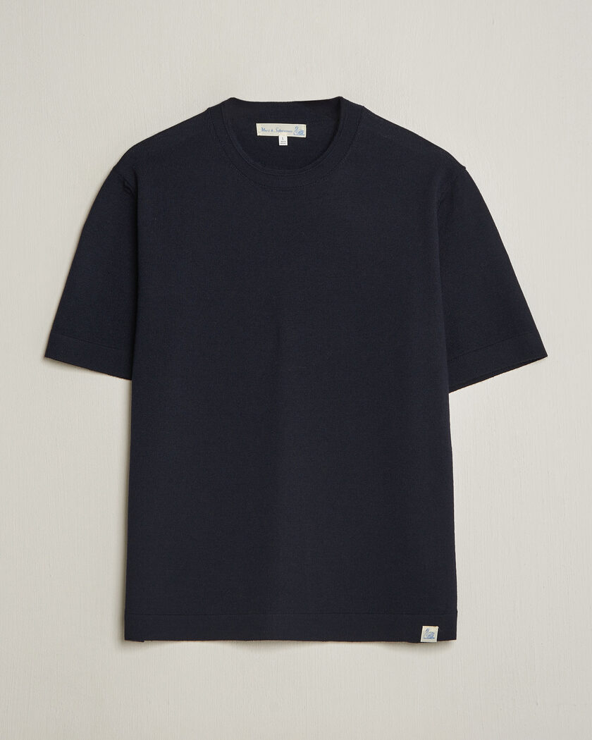 Merz b. Schwanen Relaxed Fit Merino Knitted T-Shirt Dark Navy – Bleu