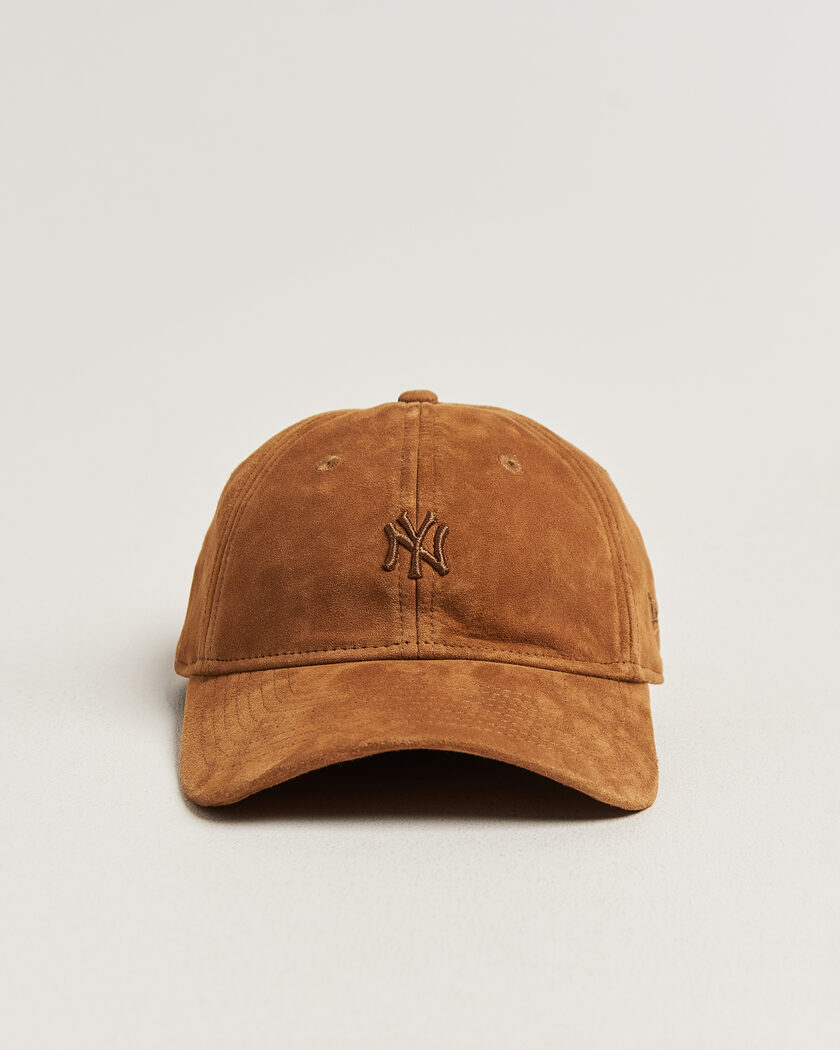 New Era 9Twenty Suede New York Yankees Cap Brown – Marron