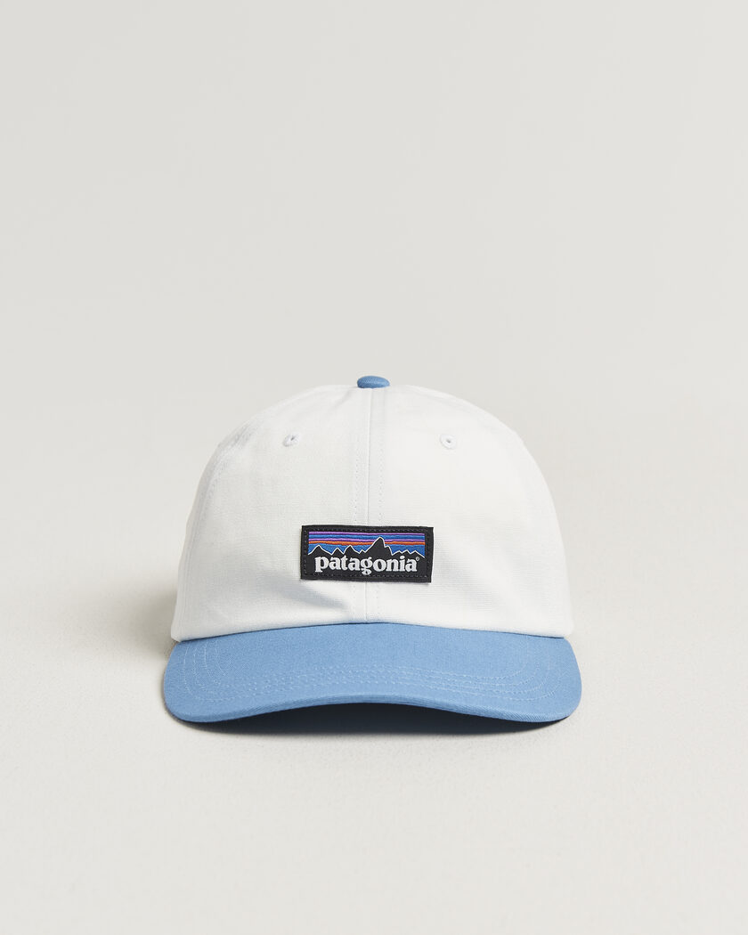 Patagonia P-6 Label Trad Cap Shore Blue – Blanc
