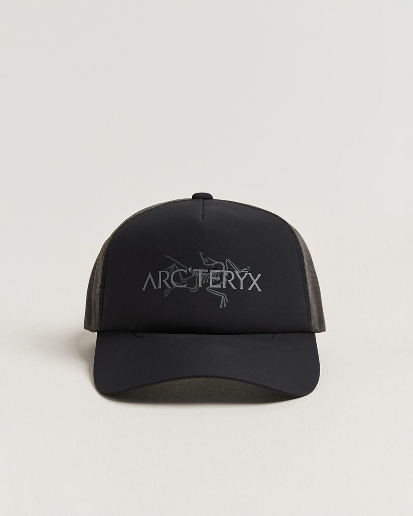 Arc'teryx Bird Word Trucker Cap Black/Cloud – Noir
