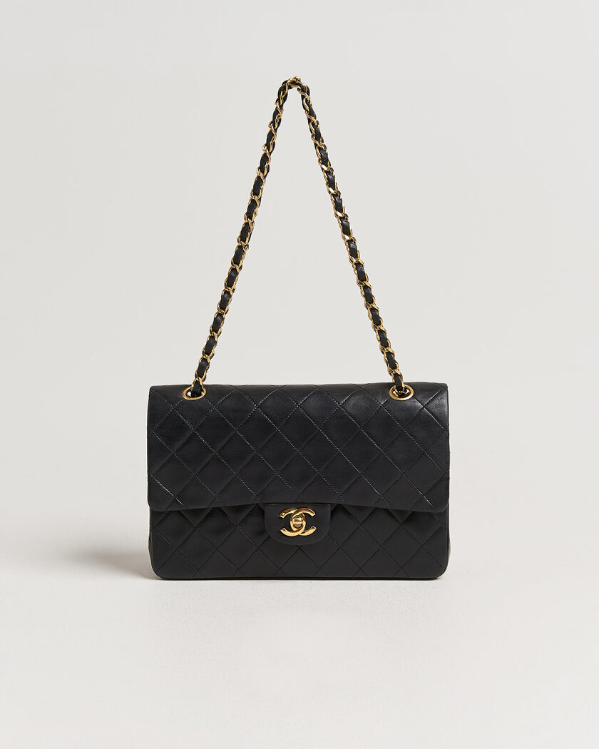 Chanel Pre-Owned Classic Medium Double Flap Bag Lambskin Black – Noir