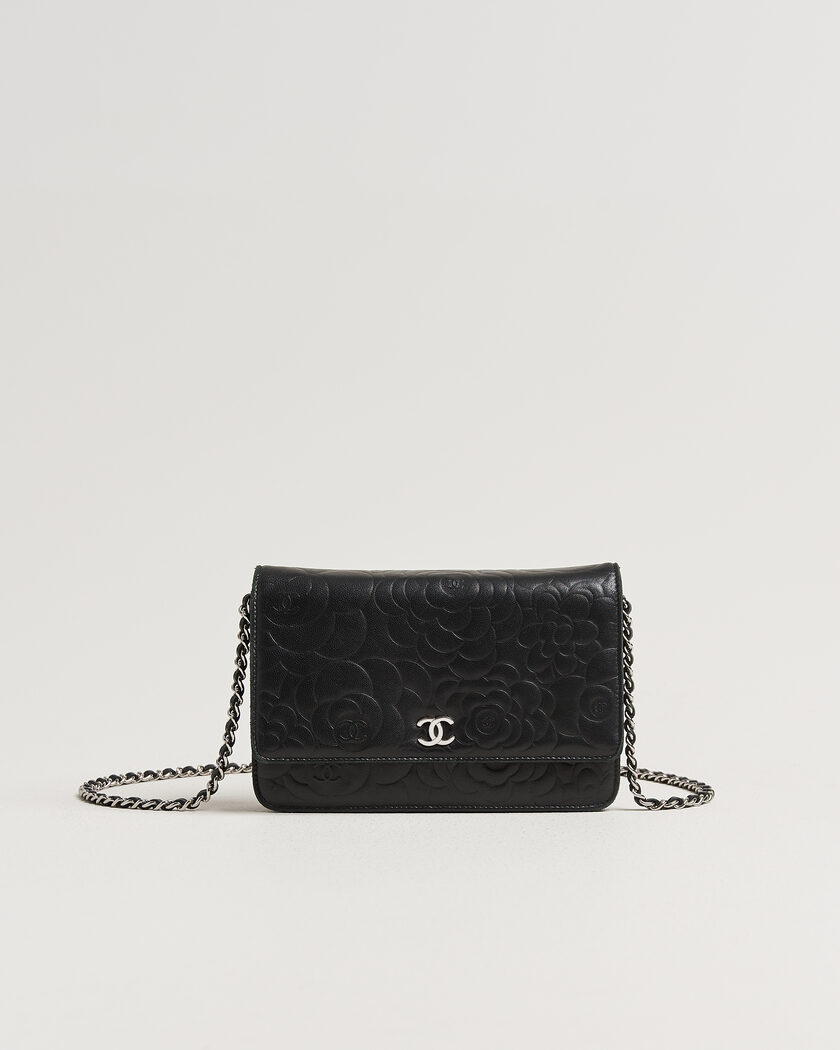 Chanel Pre-Owned Wallet On Chain Camelia Lambskin Black – Noir