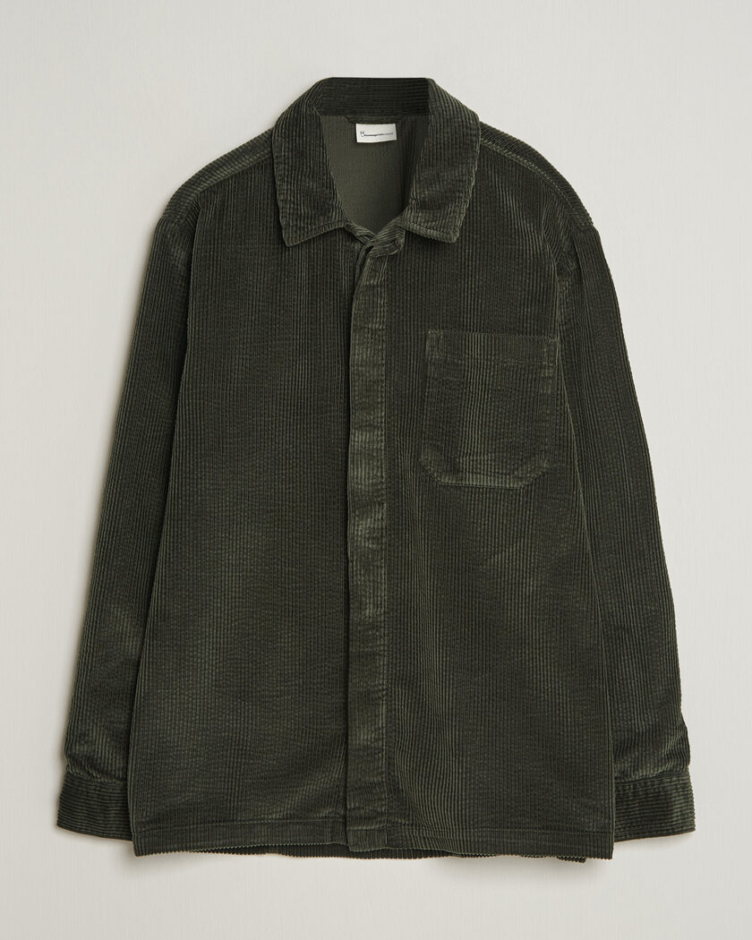 KnowledgeCotton Apparel Cotton Corduroy Overshirt Forest Night – Vert