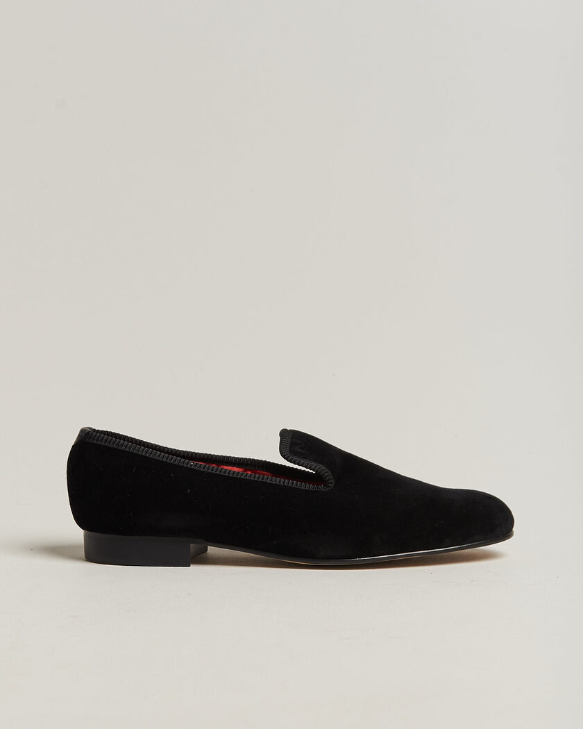 Bowhill & Elliott Plain Albert Pump Black Velvet – Noir