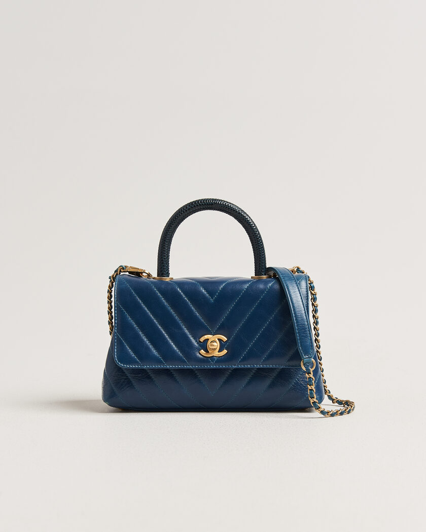 Chanel Pre-Owned Coco Handle Chevron Bag Blue – Bleu