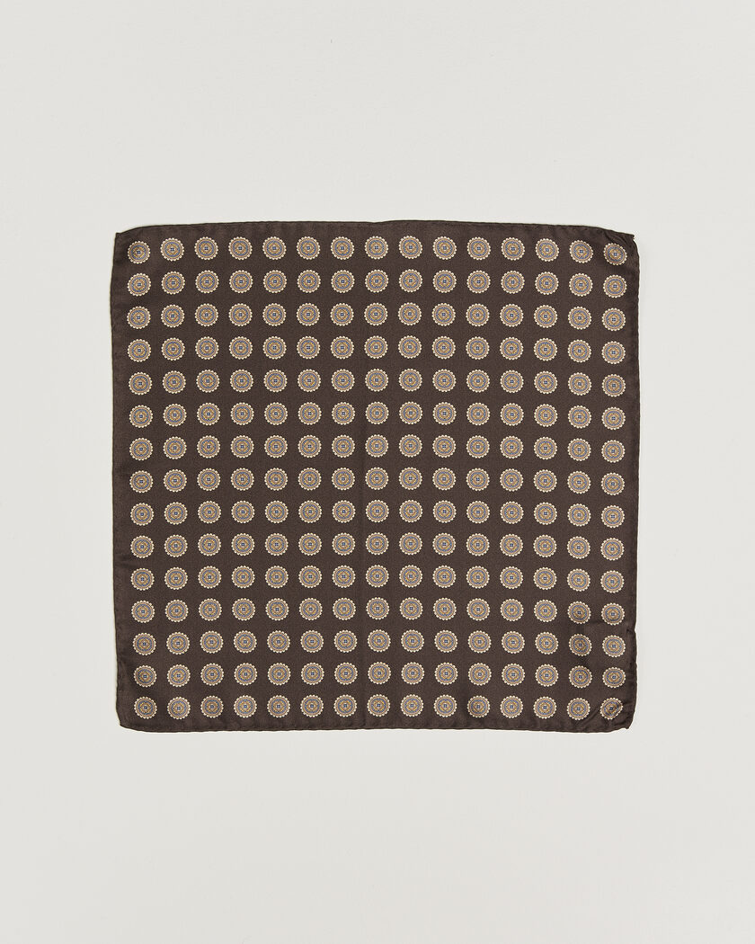  Amanda Christensen Silk Twill Medallion Pocket Square Brown – Marron