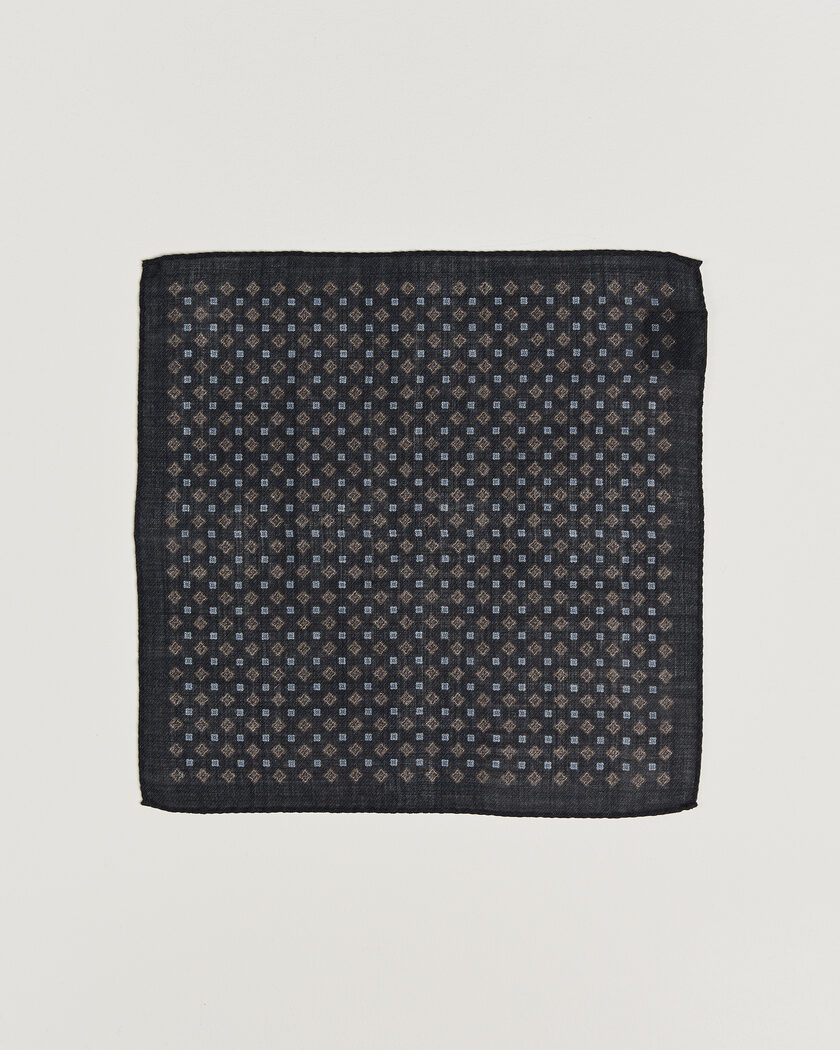 Amanda Christensen Wool Flower Pocket Square Navy – Bleu