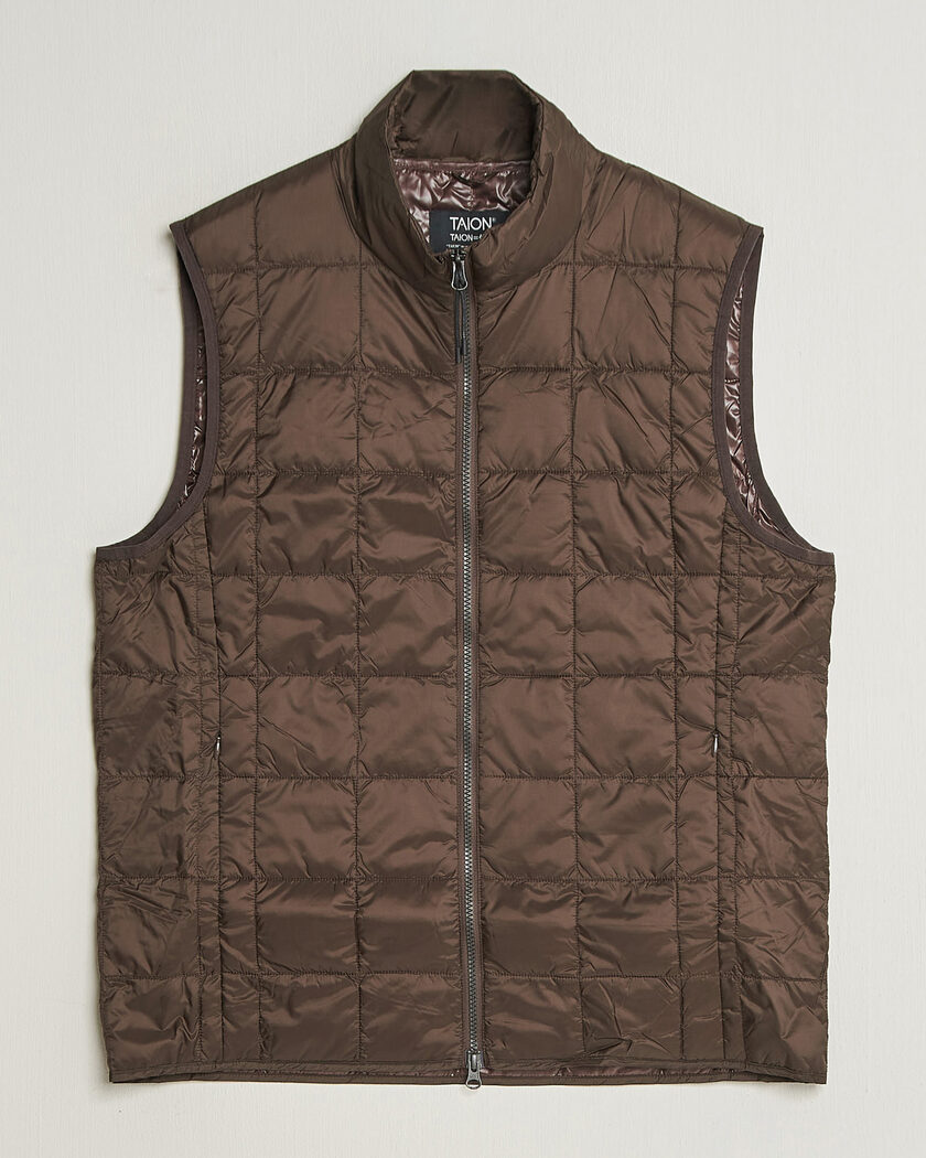 TAION High Neck Full Zip Lightweight Down Vest Dark Choco – Marron
