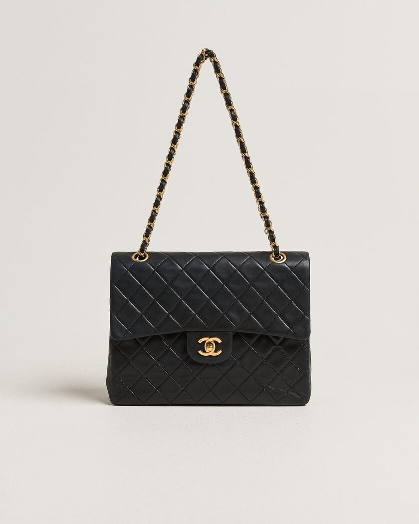 Chanel Pre-Owned Classic Medium Square Double Flap Bag Lambskin Black – Noir