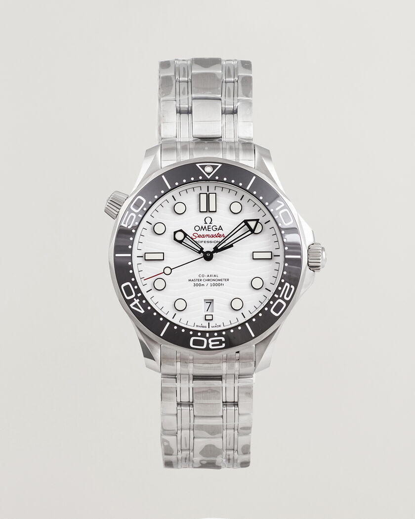 Omega Pre-Owned Seamaster 300M DIver