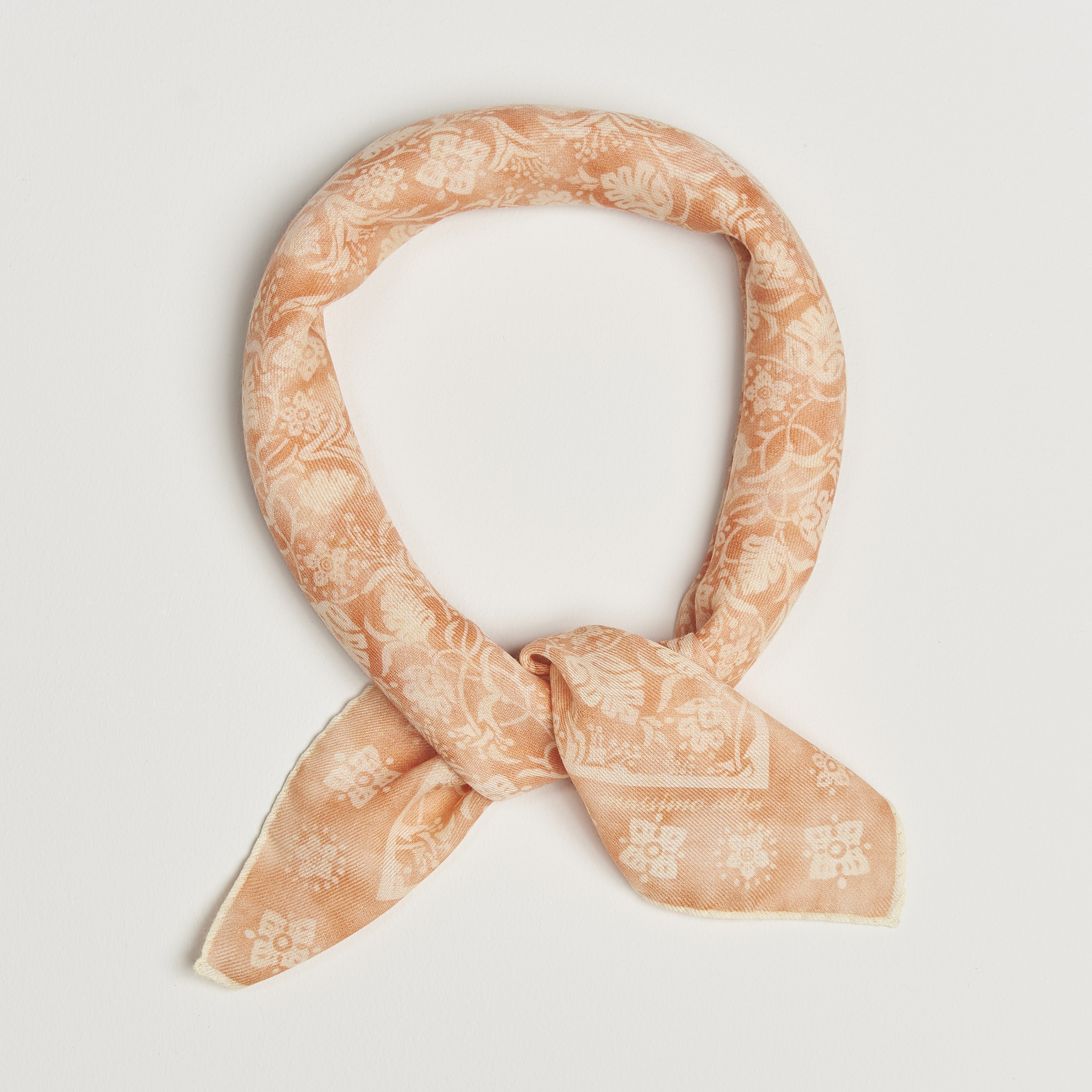 massimo-alba-printed-cashmere-bandana-apricot-acheter-massimo-alba-careof