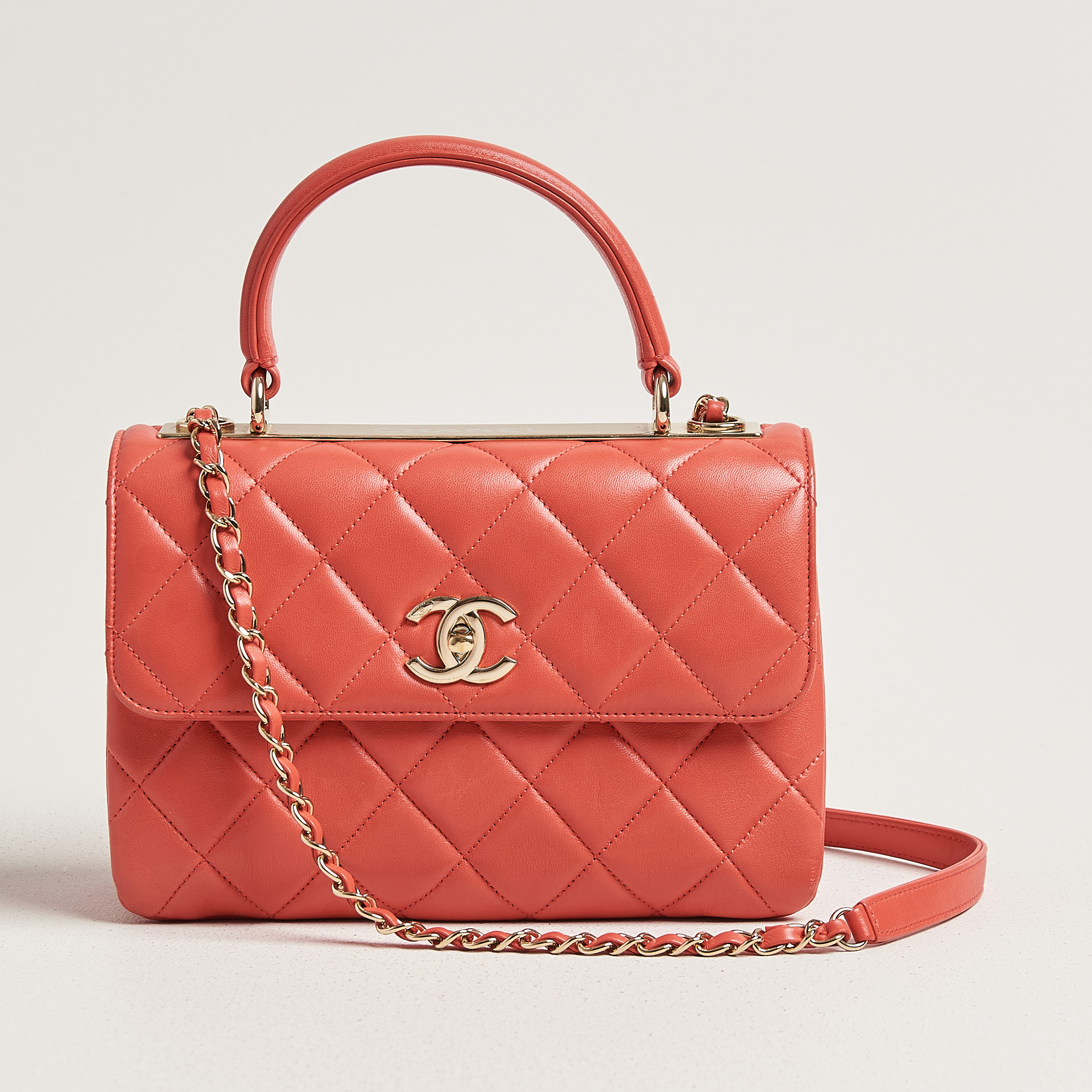 Chanel Pre-Owned Trendy CC Top Handle Bag Coral – Rose