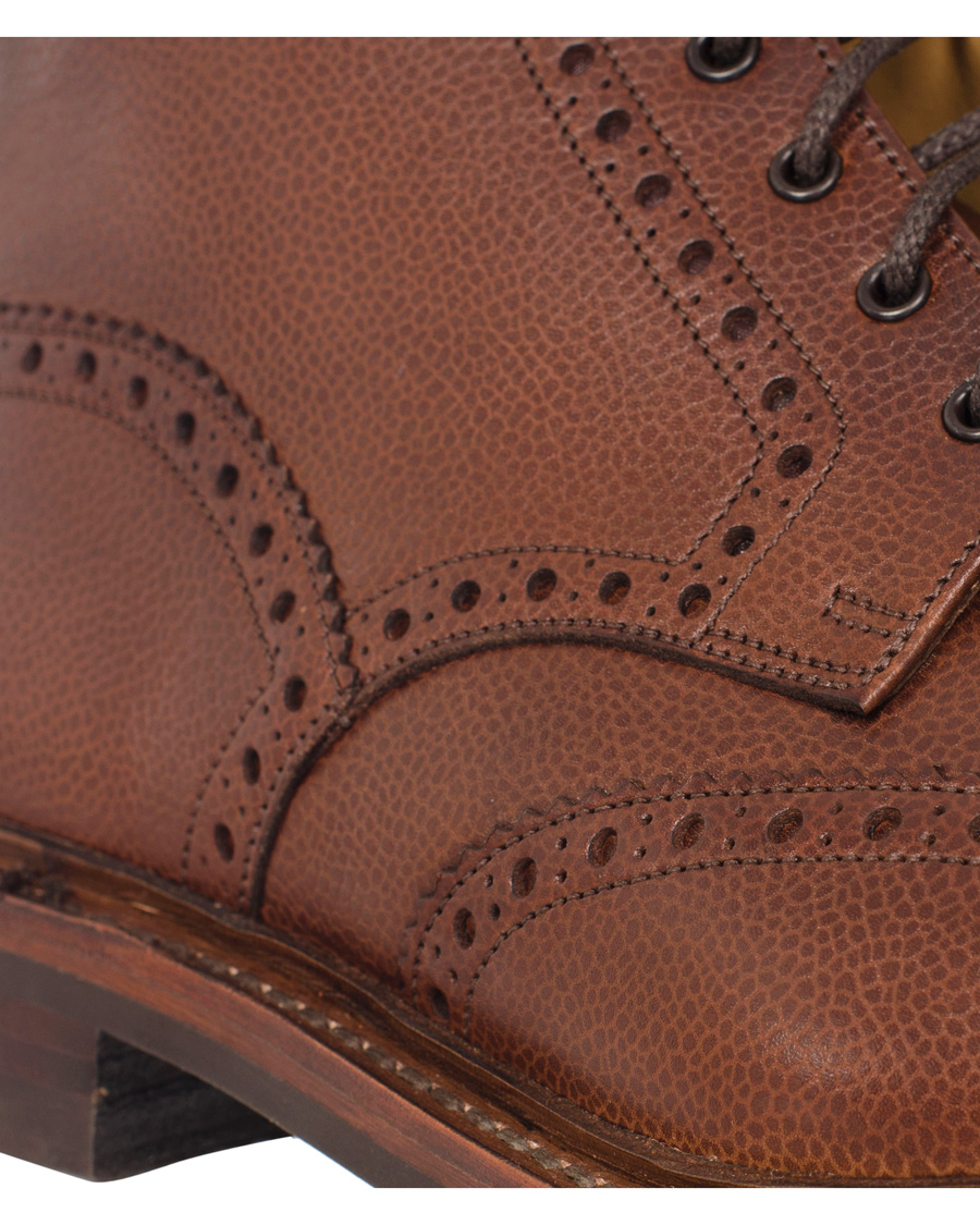 Homme | Loake 1880 Fairdford Brogue Boot Dark Brown Grain Calf | Loake 1880 | Fairdford Brogue Boot Dark Brown Grain Calf