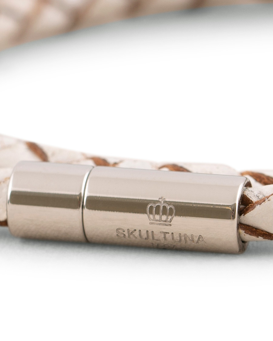 Homme | Skultuna Two Row Leather Bracelet White Silver | Skultuna | Two Row Leather Bracelet White Silver