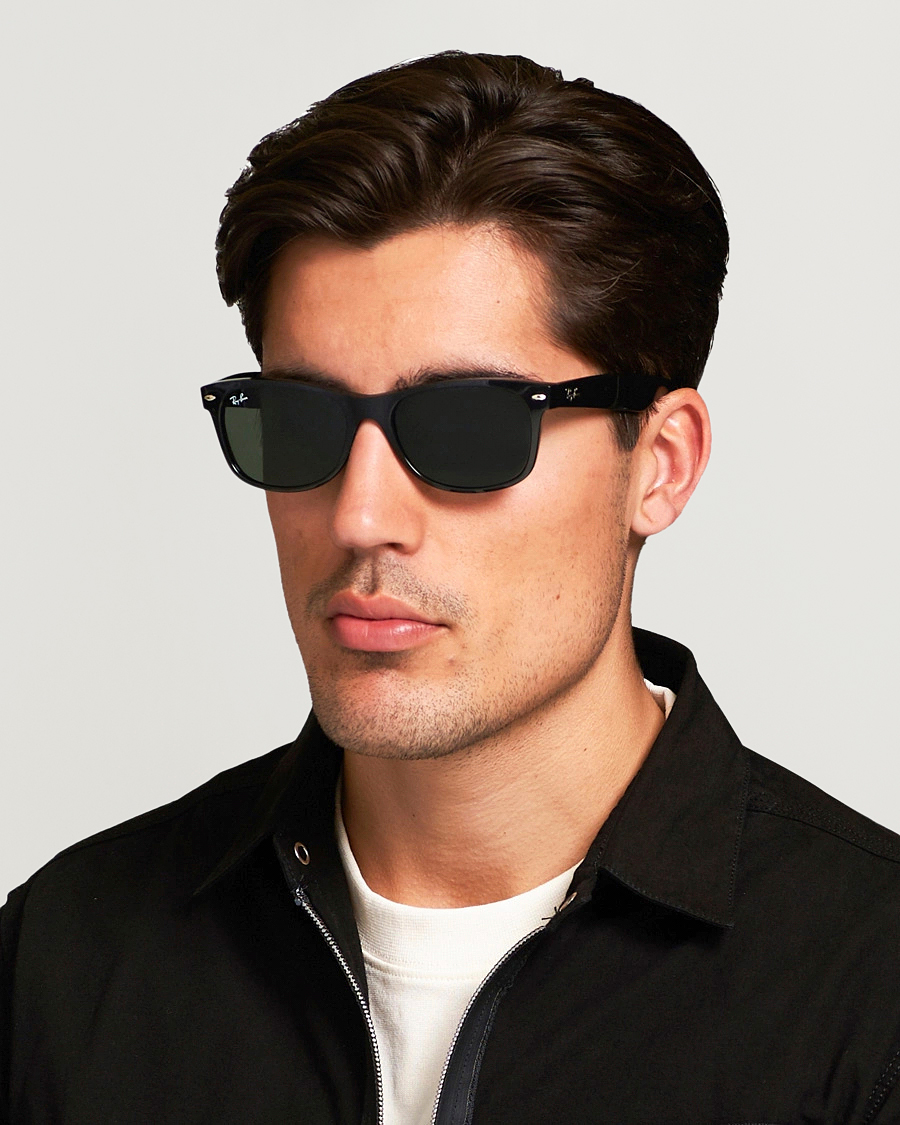 Homme | Lunettes De Soleil | Ray-Ban | New Wayfarer Sunglasses Black/Crystal Green