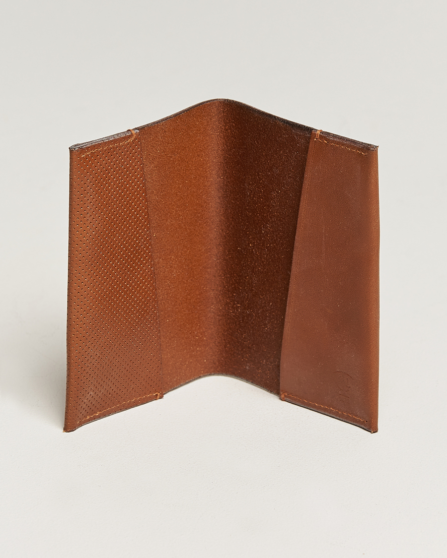 Homme | Portefeuilles | Tärnsjö Garveri | TG1873 Passport Cover Cognac