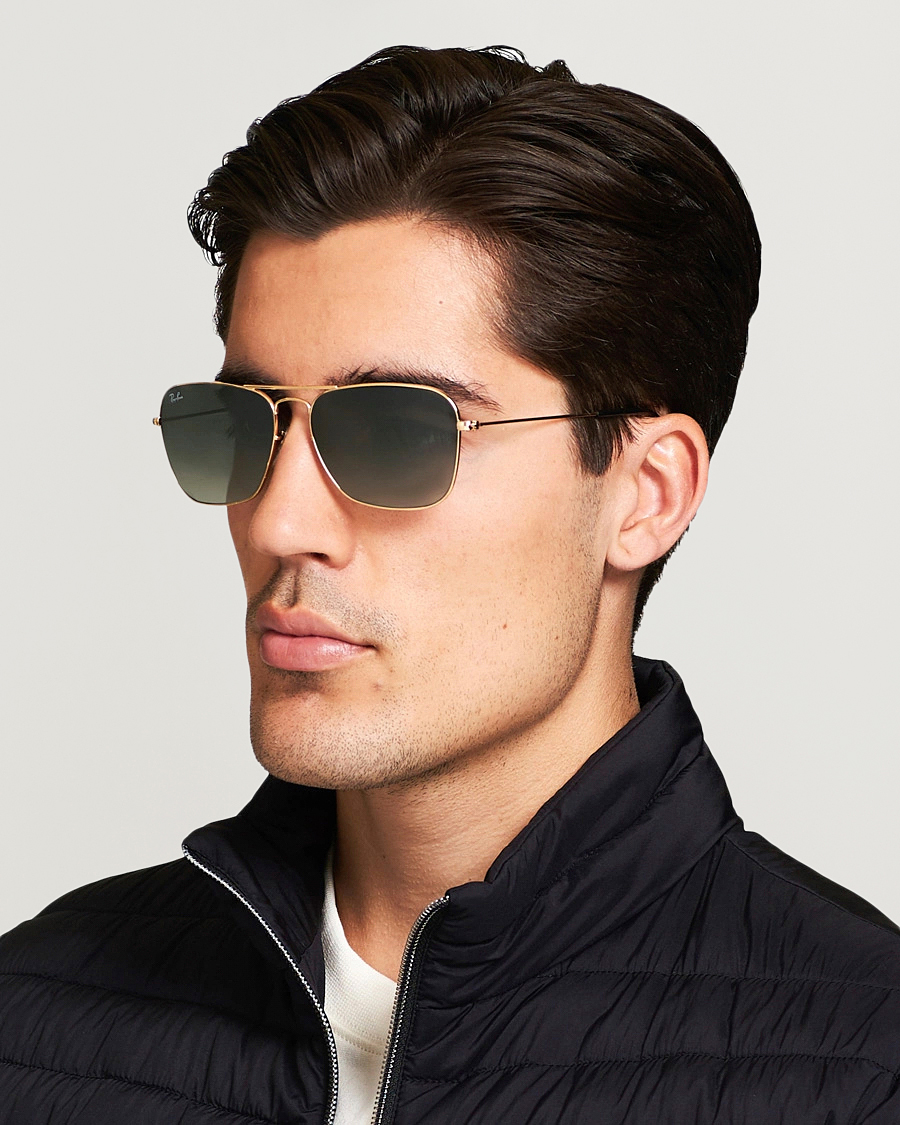 Homme | Lunettes De Soleil | Ray-Ban | 0RB3136 Caravan Sunglasses Gold/Grey