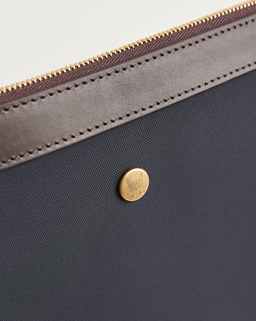 Homme | Sacs | Mismo | M/S Nylon Pouch Large Navy/Dark Brown
