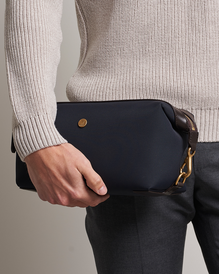 Homme | Sacs | Mismo | M/S Nylon Washbag Navy/Dark Brown