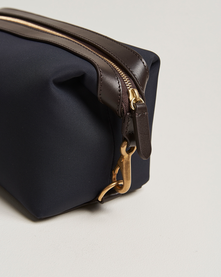 Homme | Sacs | Mismo | M/S Nylon Washbag Navy/Dark Brown