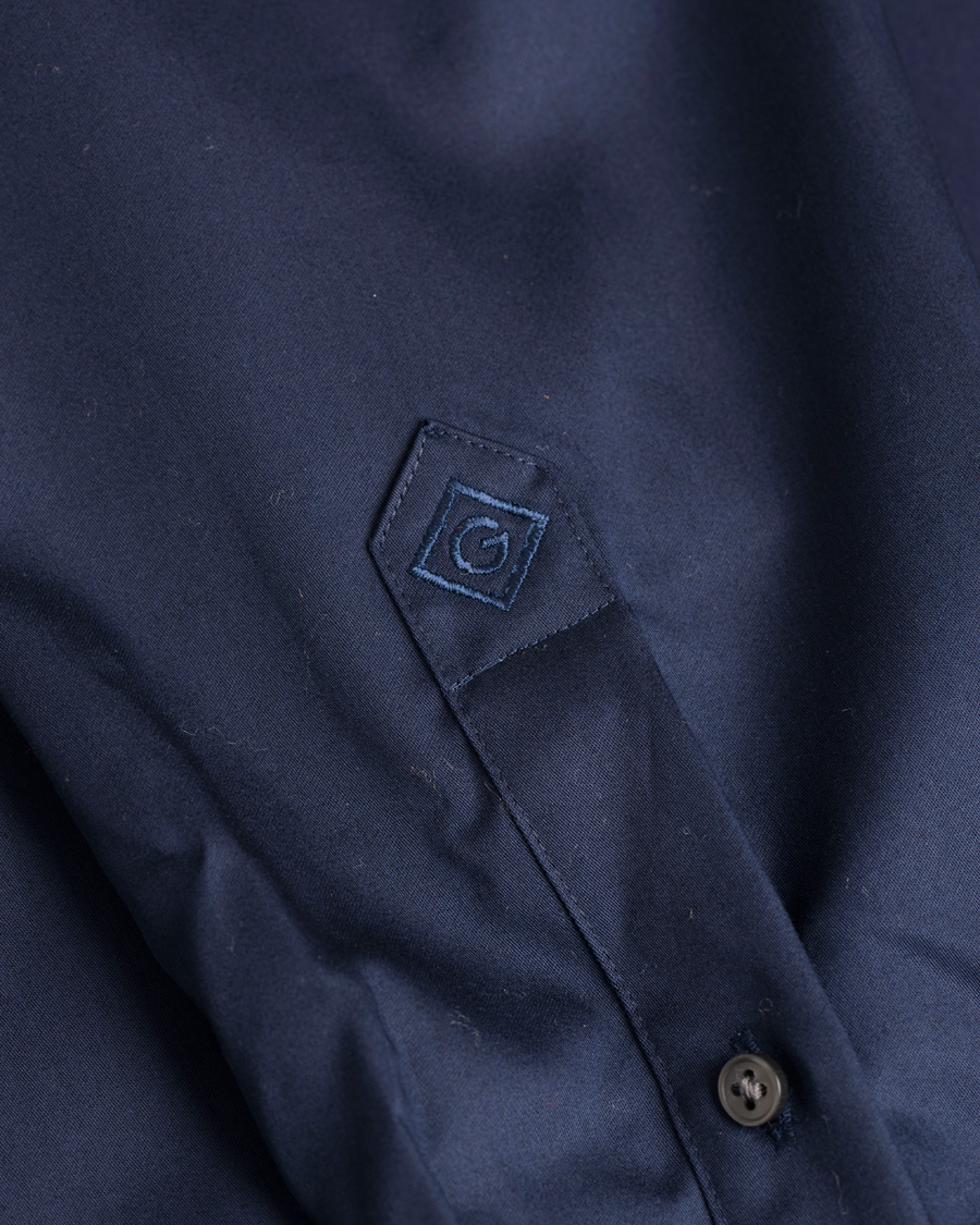 Homme | Chemises | GANT Diamond G | Plain Satin Fitted Body Shirt Marine