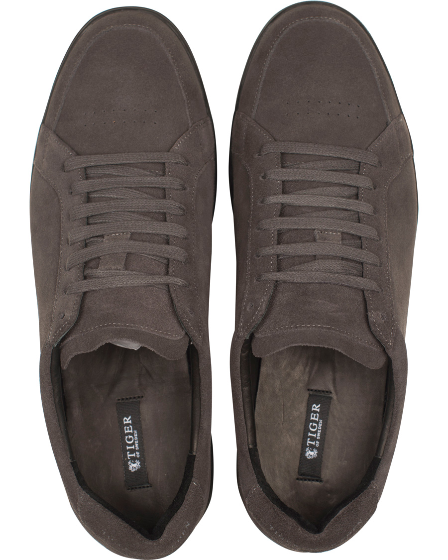 Homme | Tiger of Sweden Arne Suede Sneakers Charcoal | Tiger of Sweden | Arne Suede Sneakers Charcoal