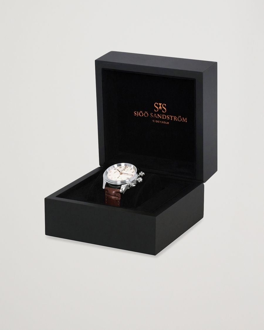 Homme | Sjöö Sandström Royal Steel Chronograph 42mm Ivory/Brown Alligator | Sjöö Sandström | Royal Steel Chronograph 42mm Ivory/Brown Alligator