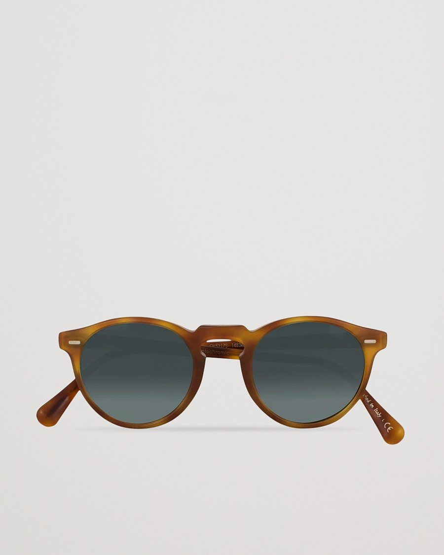 Homme | Lunettes De Soleil | Oliver Peoples | Gregory Peck Sunglasses Semi Matte/Indigo Photochromic