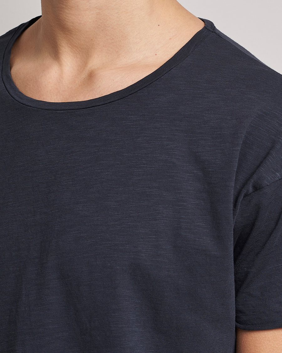 Homme | T-shirts | Nudie Jeans | Roger Slub Crew Neck Tee Navy