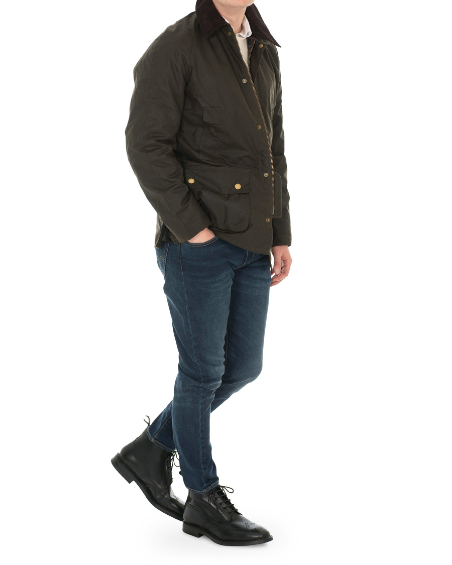 Homme | Loake 1880 Wolf Premium Fur Lined Brogue Black Calf | Loake 1880 | Wolf Premium Fur Lined Brogue Black Calf