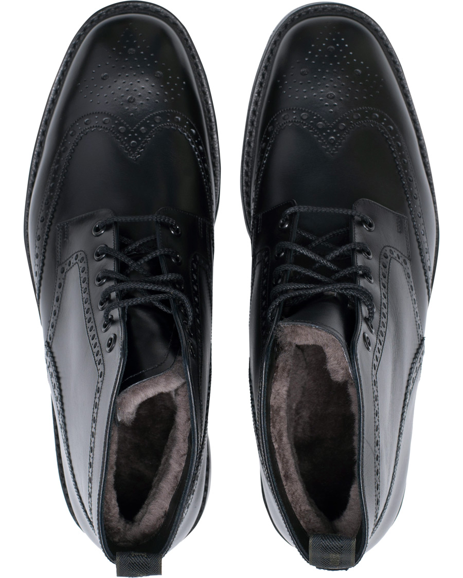 Homme | Loake 1880 Wolf Premium Fur Lined Brogue Black Calf | Loake 1880 | Wolf Premium Fur Lined Brogue Black Calf