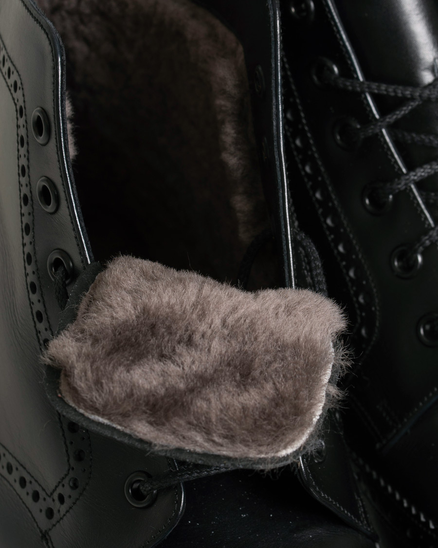 Homme | Loake 1880 Wolf Premium Fur Lined Brogue Black Calf | Loake 1880 | Wolf Premium Fur Lined Brogue Black Calf