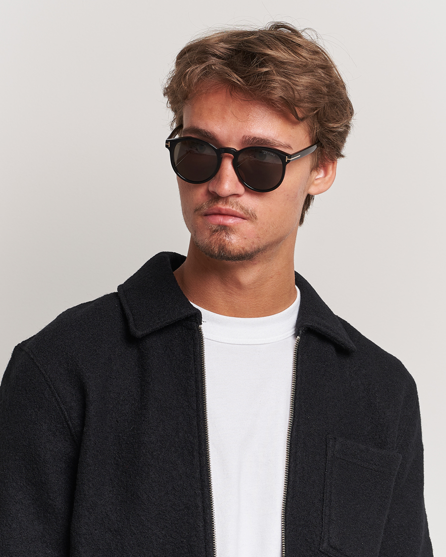 Homme | Lunettes De Soleil | Tom Ford | Ian FT0591 Sunglasses Shiny Black