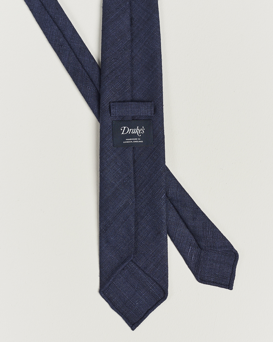 Homme | Accessoires | Drake's | Tussah Silk Handrolled 8 cm Tie Navy