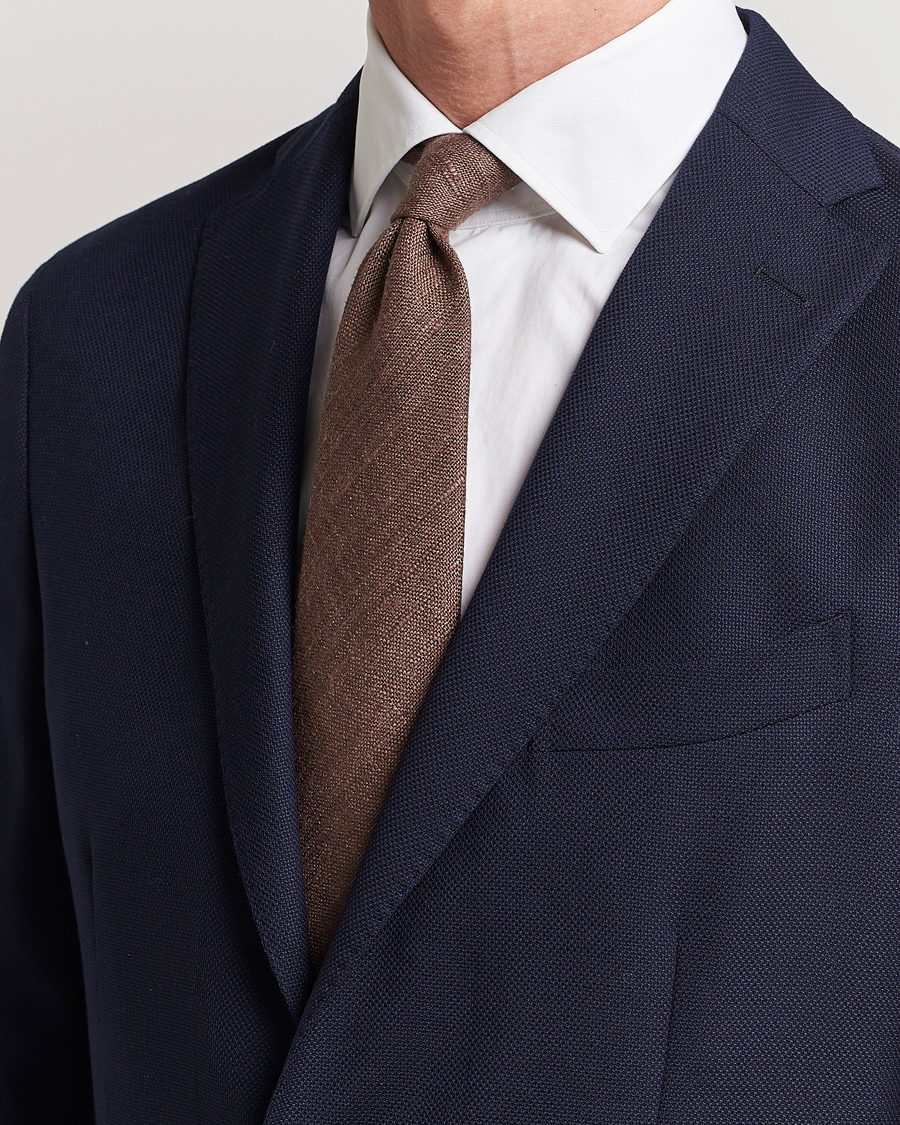 Homme |  | Drake's | Tussah Silk Handrolled 8 cm Tie Brown
