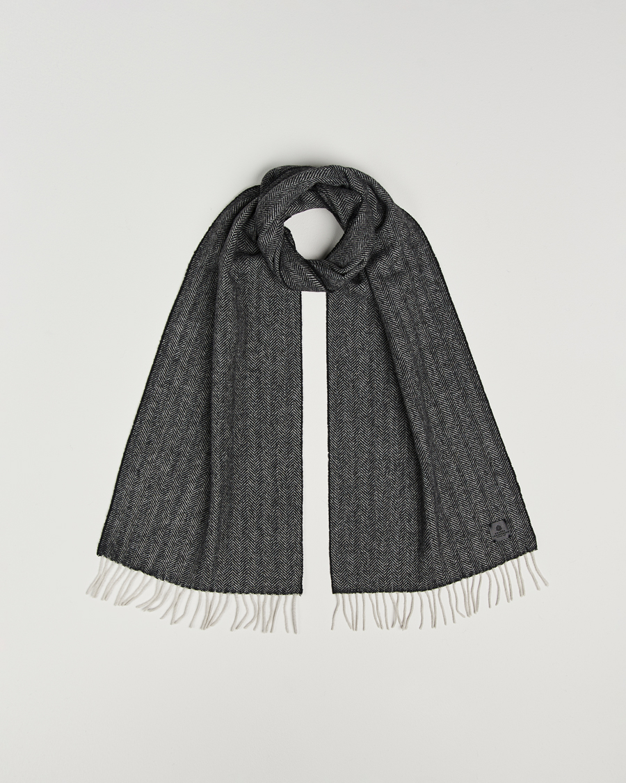 Homme | Amanda Christensen Wool Herringbone Scarf Black | Amanda Christensen | Wool Herringbone Scarf Black