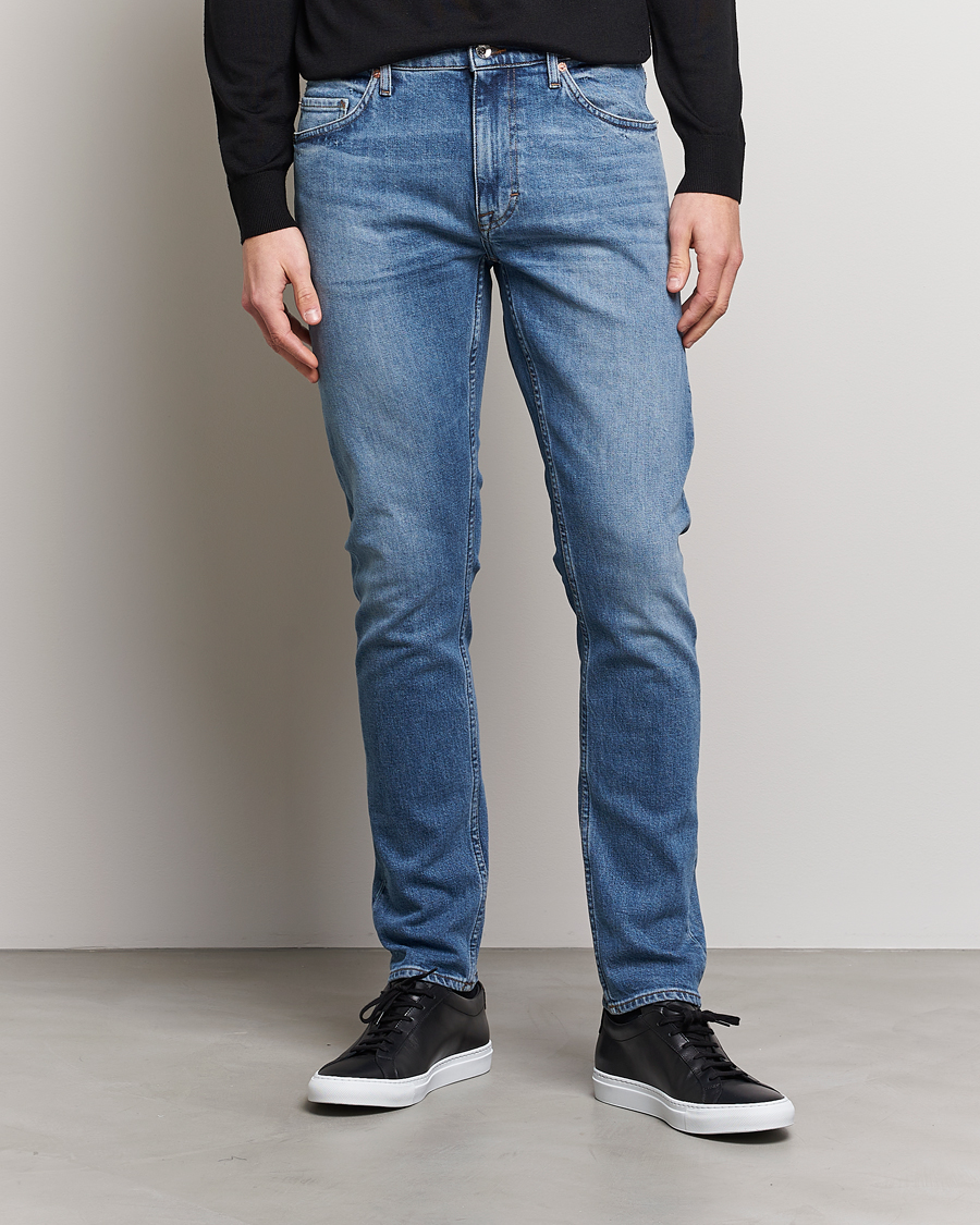 Homme | Jeans | Tiger of Sweden | Pistolero Guru Stretch Jeans Light Blue