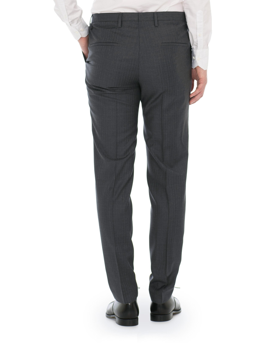 Homme | Pantalons | Tiger of Sweden | Todd Pinstripe Trousers Grey