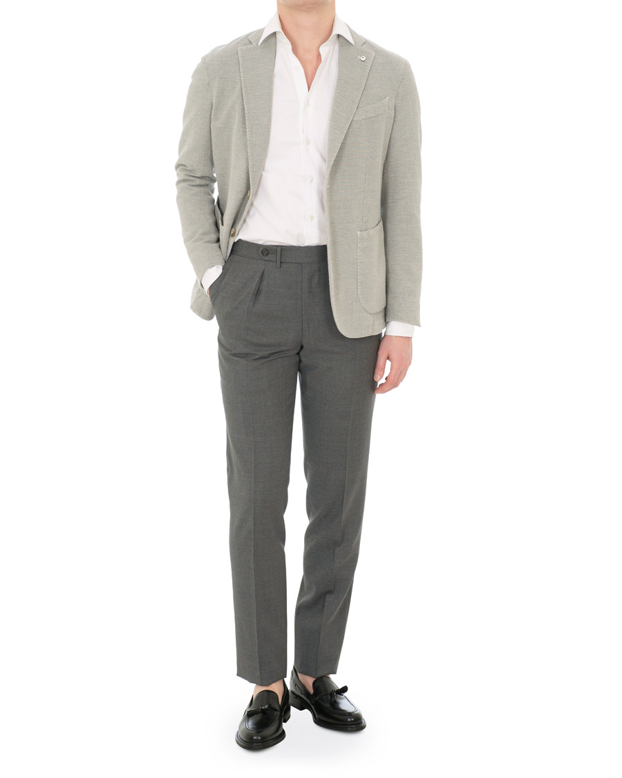 Homme | Pantalons | Berg&Berg | Arnold Pleated Side Adjuster Wool Trousers Grey