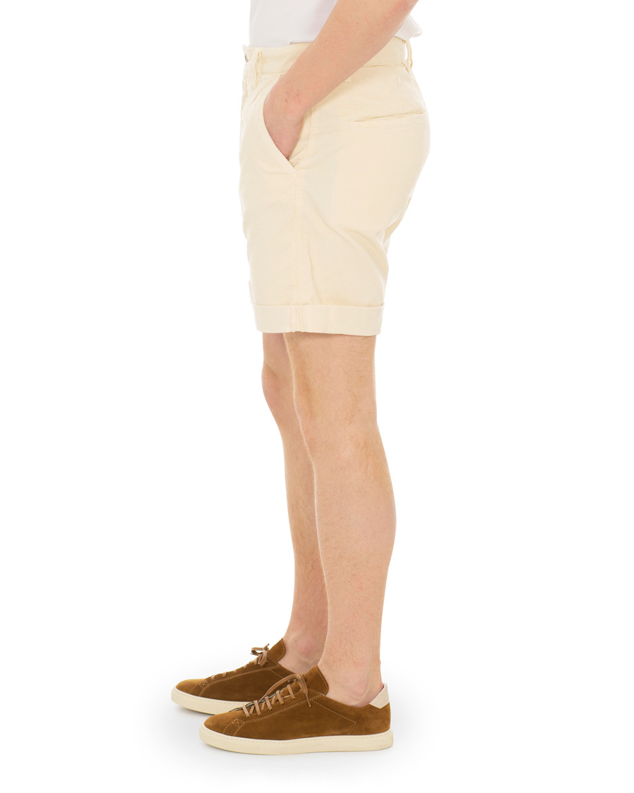 Homme | Shorts | Nudie Jeans | Luke Baby Cord Shorts Dusty White