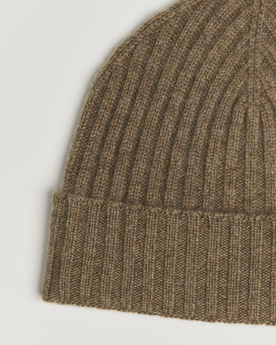 Homme | Bonnets | Amanda Christensen | Rib Knitted Cashmere Cap Olive Melange
