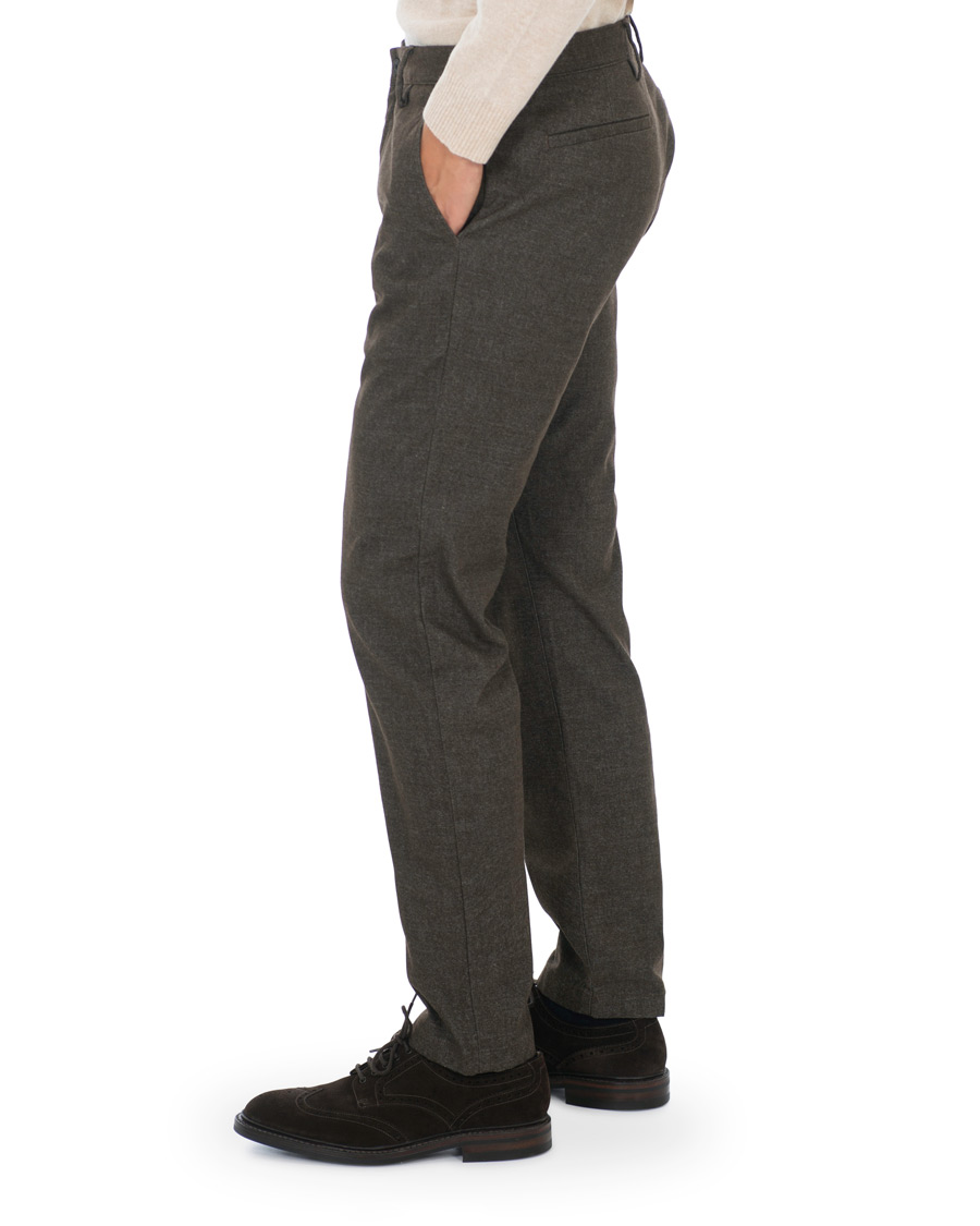 Homme | Pantalons | NN07 | Karl Regular Fit Structure Stretch Chinos Brown