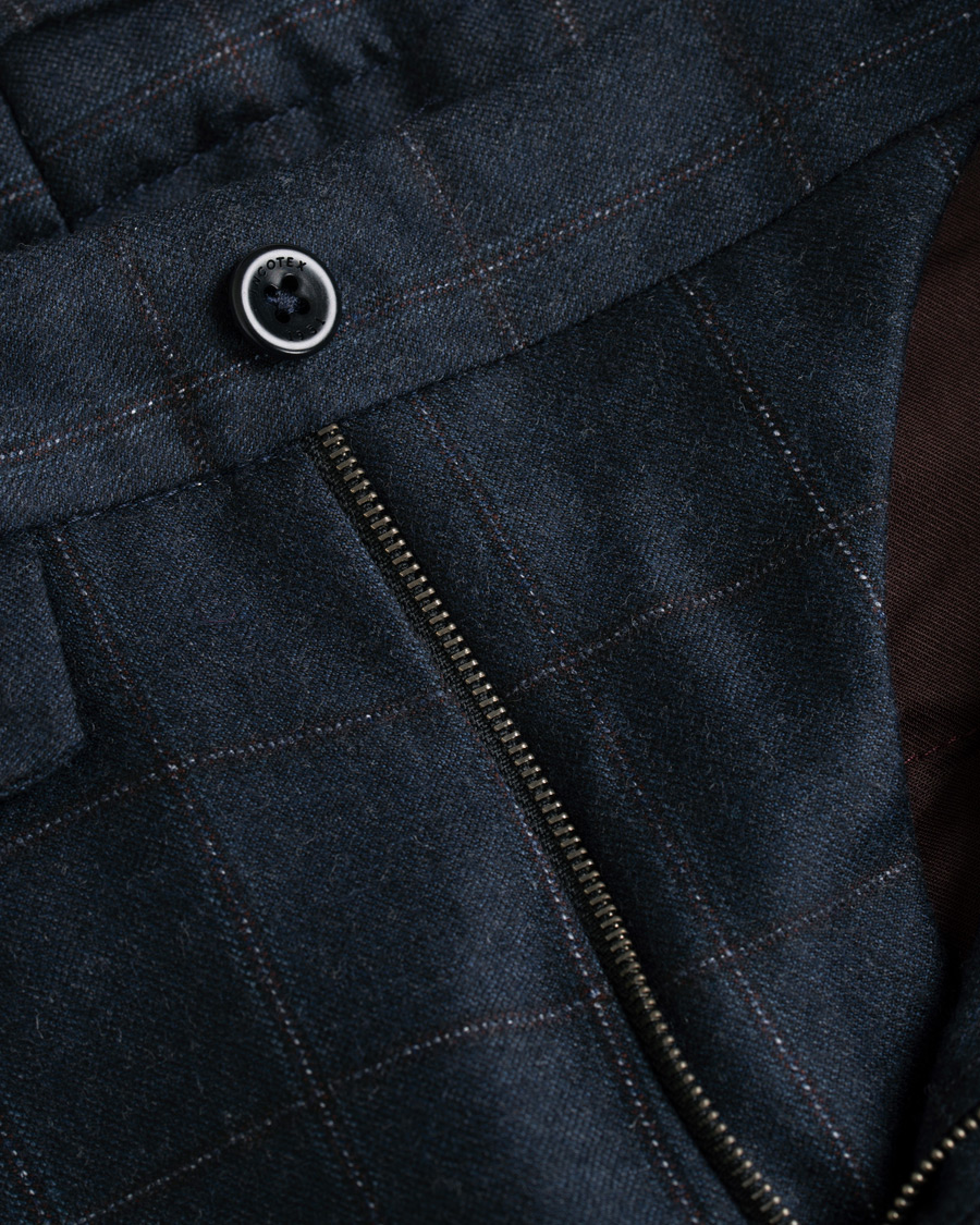 Homme | Pantalons | Incotex | Slim Fit Side-adjuster Windowpane Flannel Trousers Navy