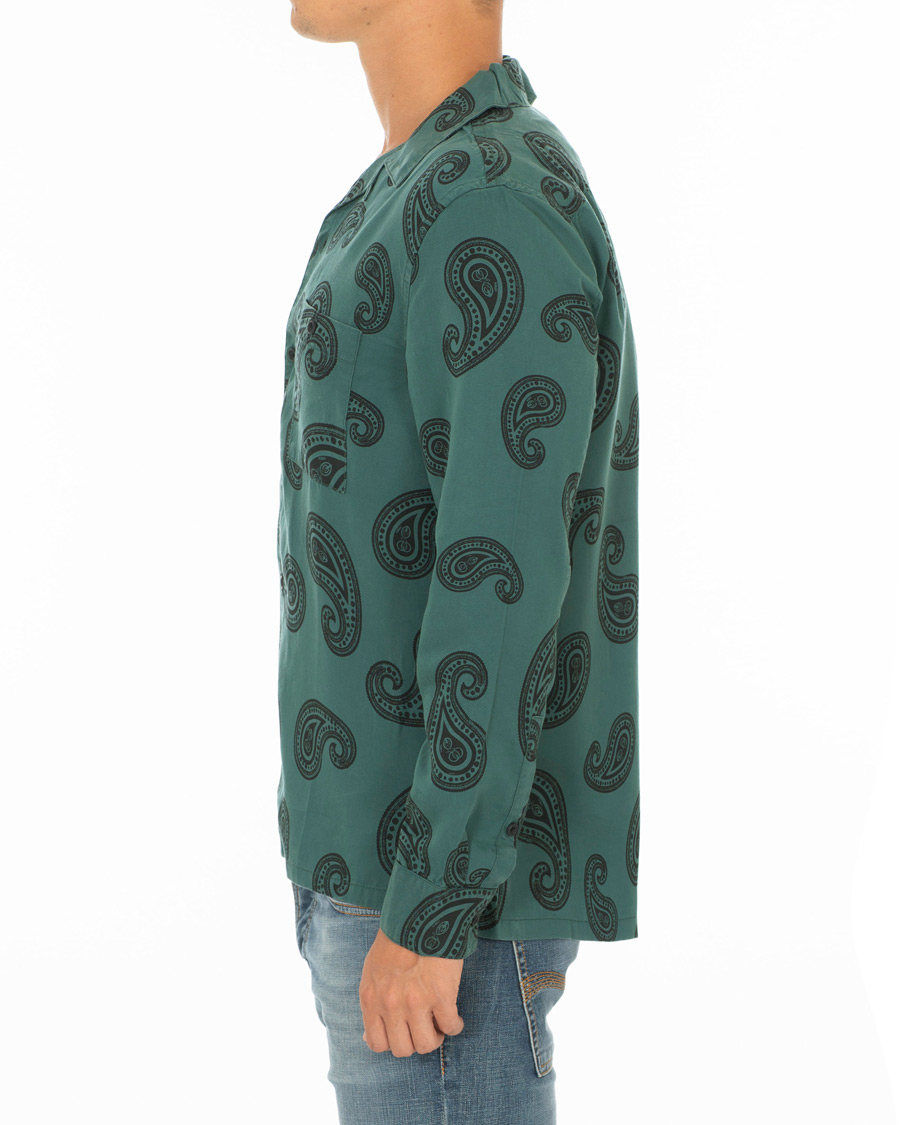Homme | Chemises | Nudie Jeans | Vidar Paisley Shirt Kattegat
