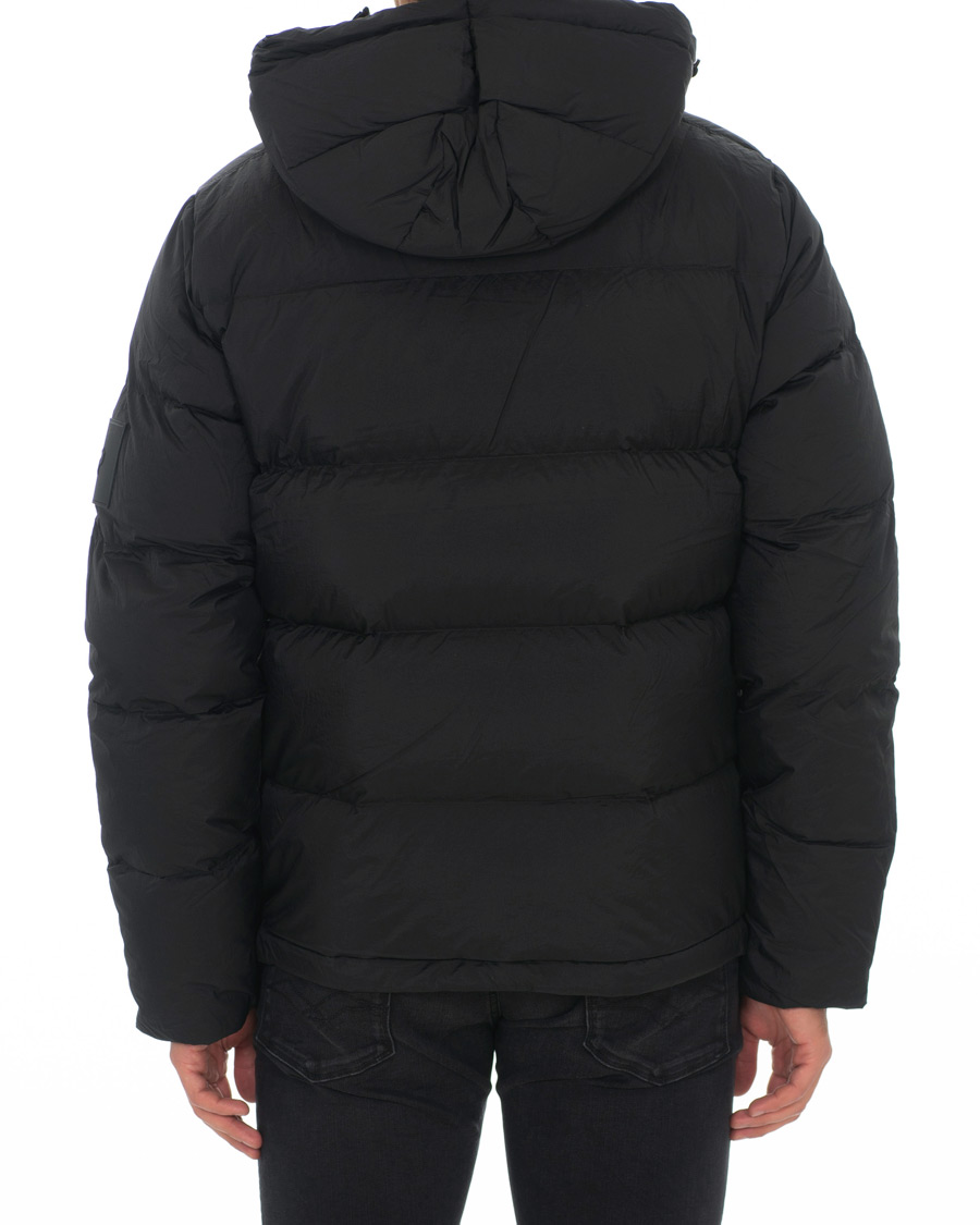 Homme | Manteaux Et Vestes | Peak Performance | Offense Crinkly Nylon Jacket Black