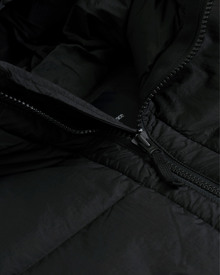 Homme | Manteaux Et Vestes | Peak Performance | Offense Crinkly Nylon Jacket Black